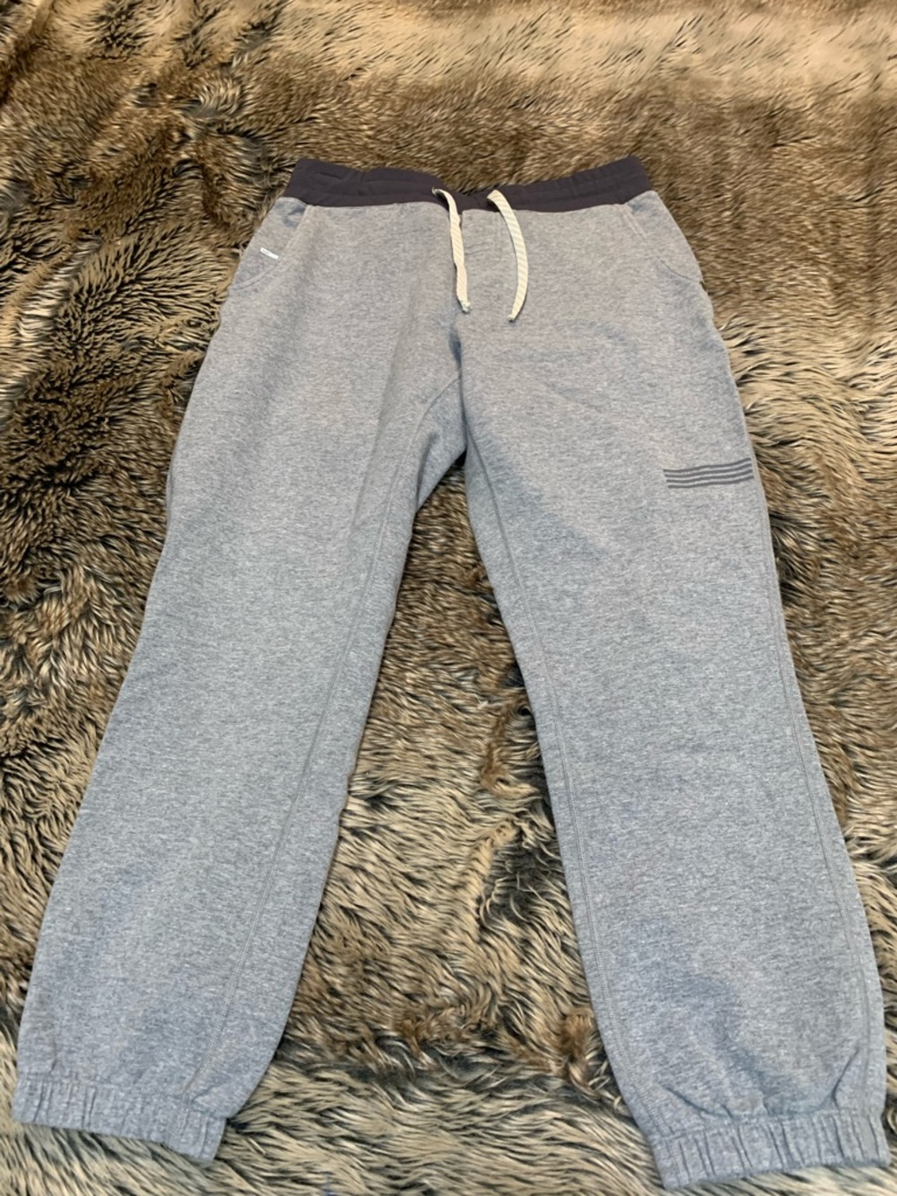 Vuori Balboa Slim Fit Knit Jogger Pants Gray Size M
